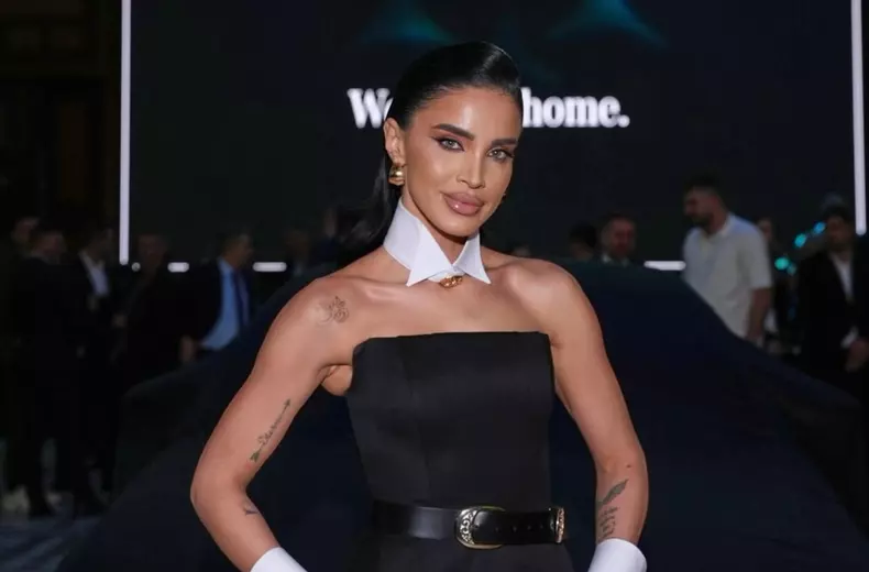 adelina pestritu40