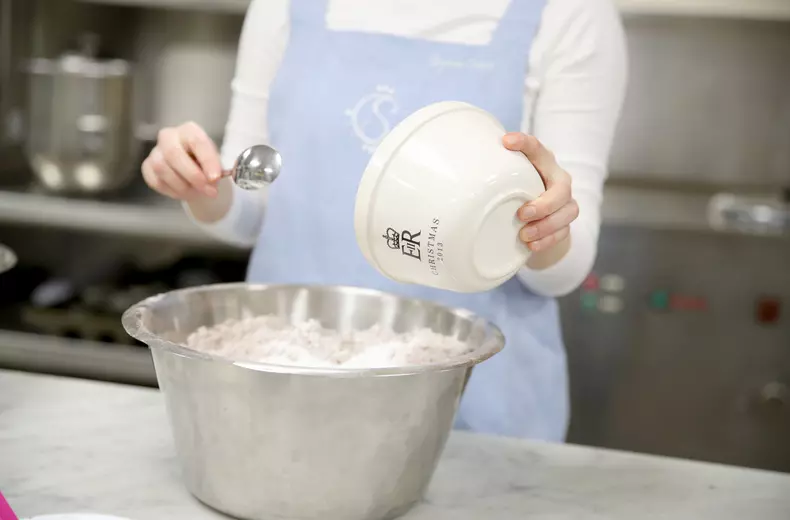 Cum arată tortul de nuntă al Prințesei Eugenie