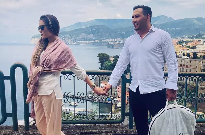 stefan-stan-s-a-despartit-de-iubita-lui-dupa-doi-ani-de-relatie-zs-a-terminat-din-prea-multa-dragoste_4_size24