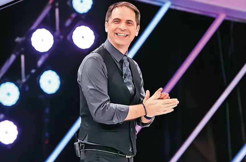 Dan Negru 4