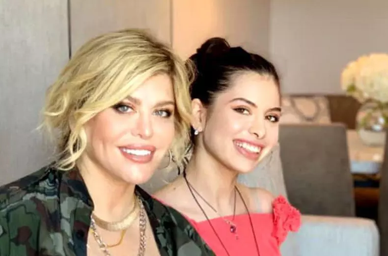 loredana si fiica ei