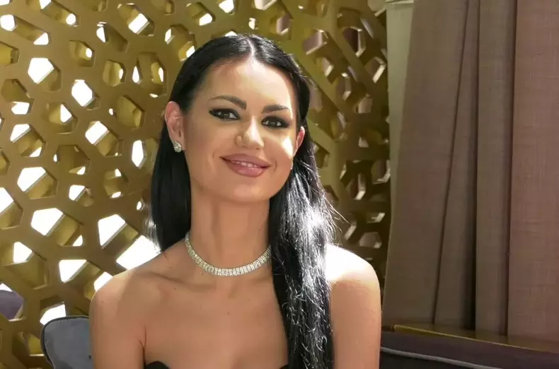 cristina-belciu-vedeta-1024x676-1