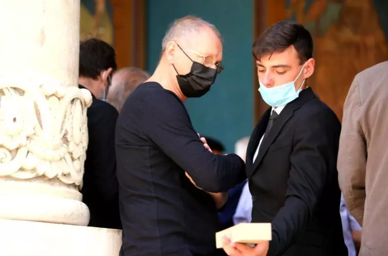 Horatiu Malaele la inmormantarea lui Caramitru