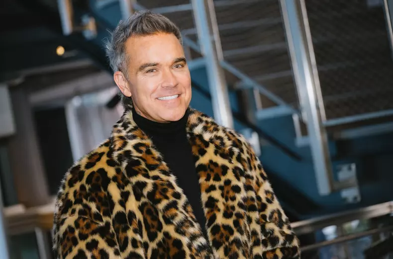 Robbie Williams Visits Empire State Building to Celebrate the Release of ''Better Man'