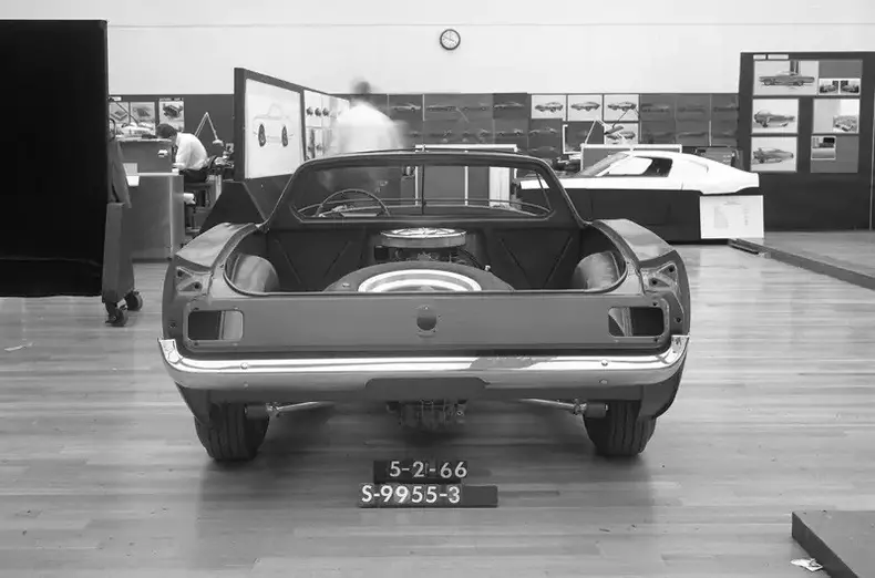 mid engined Mustang 02