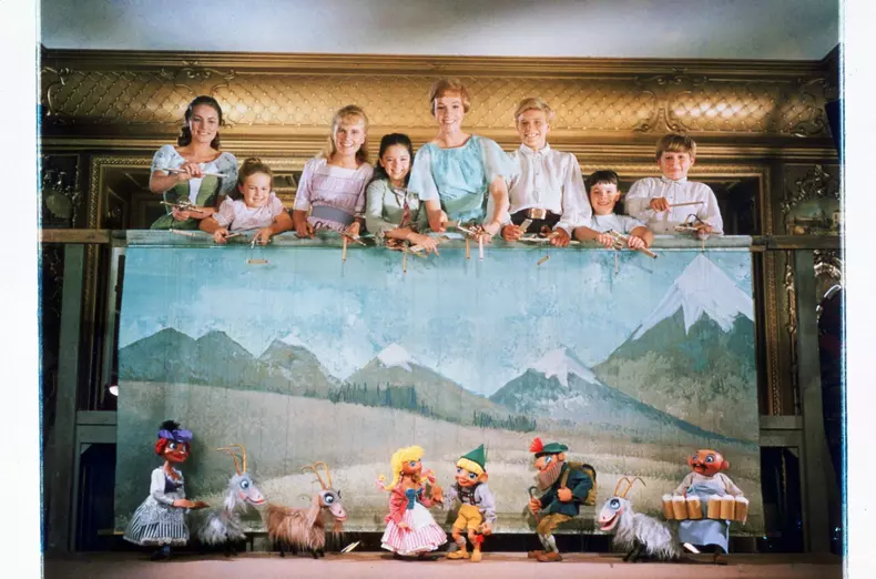 the-sound-of-music-1965-behind-the-scenes-julie-andrews