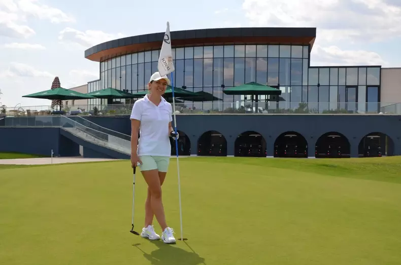 Simona Halep și-a cumpărat o casă în complexul exclusivist National Golf & Country Club (1)