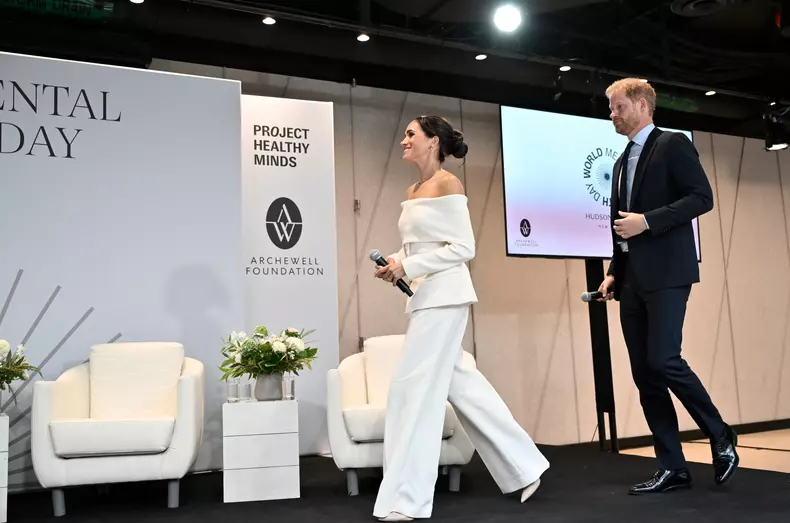 Meghan Markle si Harry