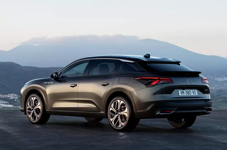 Copyright William CROZES @ Continental Productions