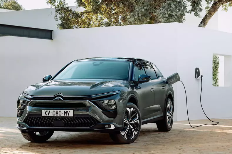 Copyright William CROZES @ Continental Productions