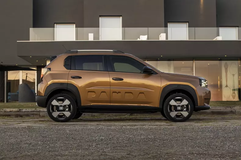 Fiat Grande Panda La Prima (42)