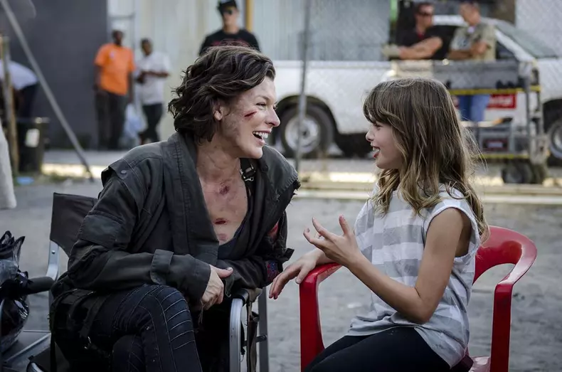 Milla Jovovich și fiica ei Ever
