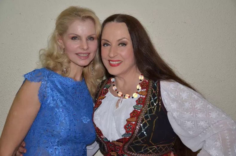 anastasia-lazariuc-1