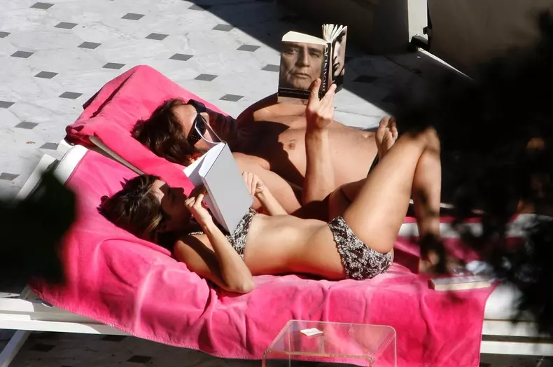 *EXCLUSIVE* **STOCK PHOTOS** Spanish actors Penelope Cruz and Javier Bardem enjoy a romantic few days' at friend Bono's house on the Côte d'Azur