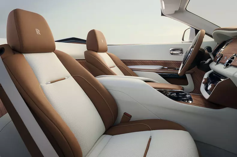 web_P90541186_highRes_rolls-royce-arcadia-