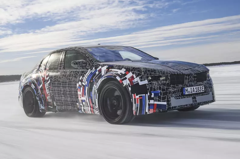 P90627558_highRes_bmw-m-electrified-01