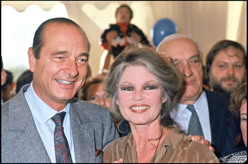 ARCHIVES - BRIGITTE BARDOT A "LA FETE DU MONDE ANIMAL" - 1990