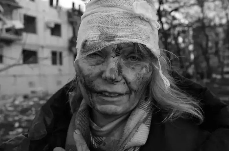 femeie-insangerata-9-1