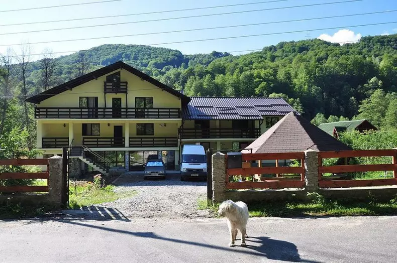 cabana familiei ciobanu