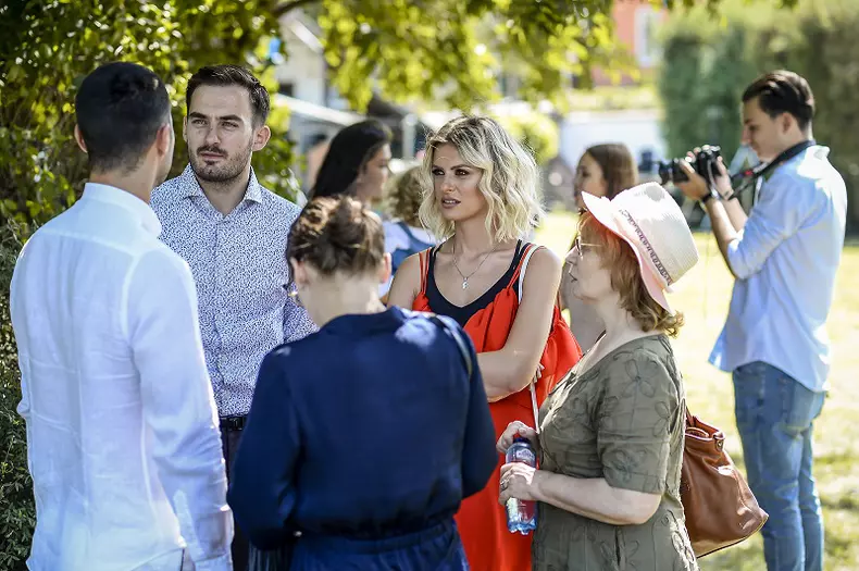 Fructul oprit_eveniment1