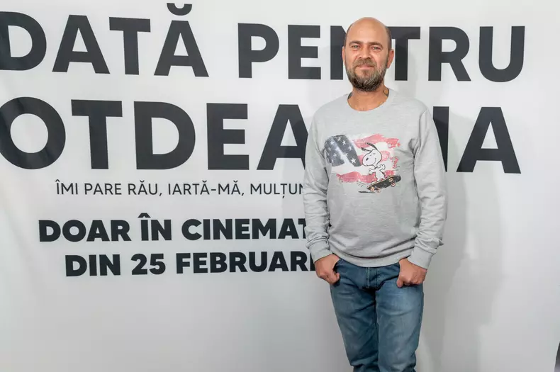 Ce-tinute-au-purtat-vedetele-la-premiera-de-gala-a-„Odata-pentru-totdeauna-filmul-regizat-de-Iura-Luncasu-15