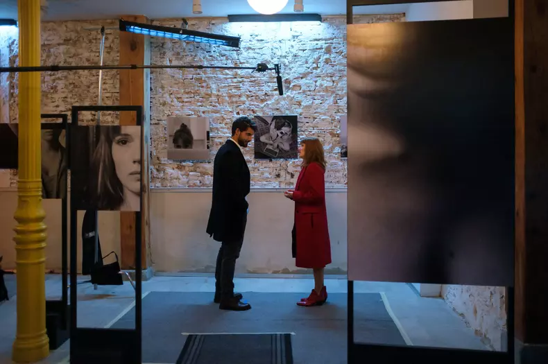 netflix-a-anuntat-cand-incepe-valeria-sezonul-3-3