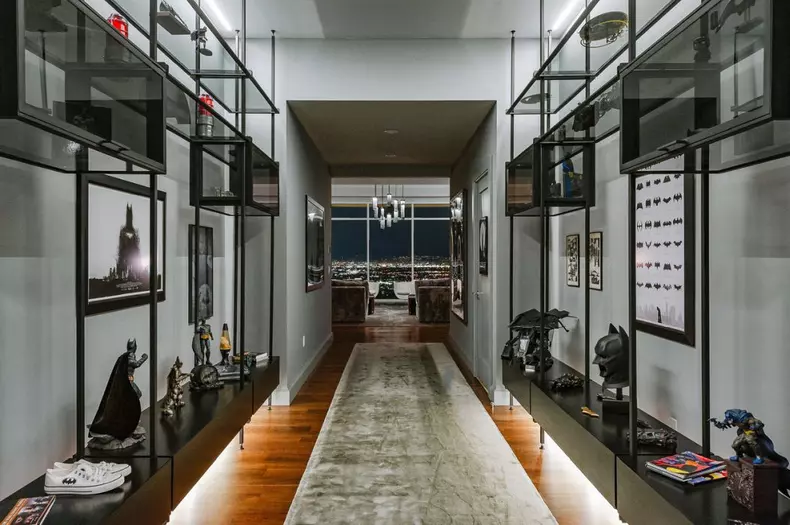 Rihanna și-a cumpărat un apartament cu o sumă fabuloasă