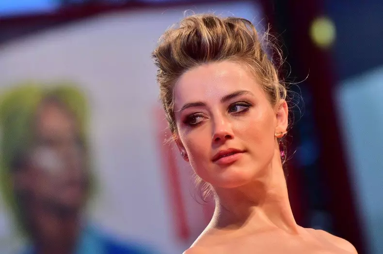 Adio, Johnny Depp! Amber Heard și-a prezentat oficial noua cucerire
