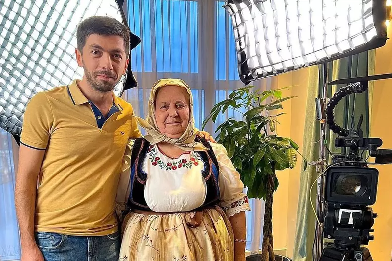 Mircea Bravo e pus pe fapte mari, după succesul înregistrat de „Mirciulică”. Se pregătește să lanseze al doilea film, în timp ce lucrează la al treilea. EXCLUSIV (1)