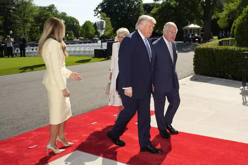 Donald Trump greets King Charles - Washington