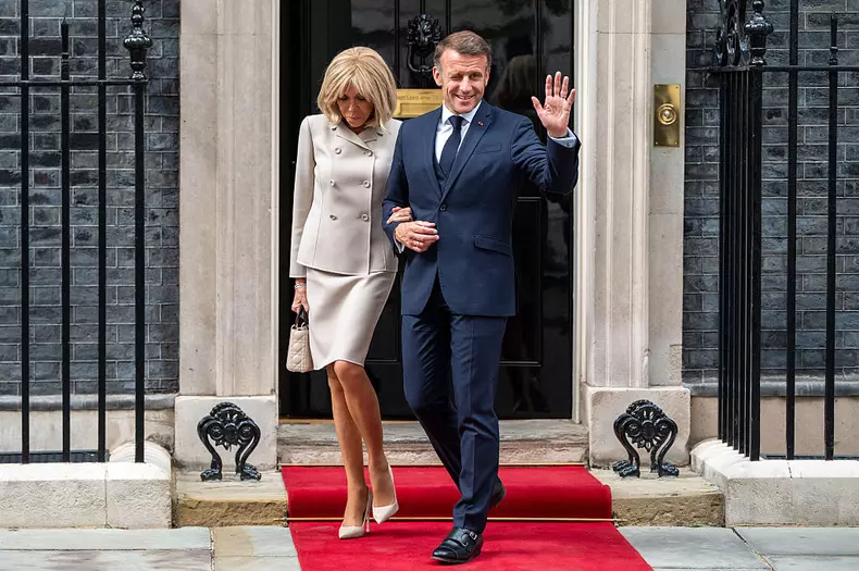 Emmanuel Brigitte Macron Downing Street 2025