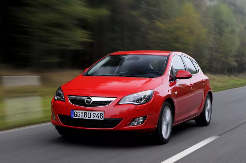 Opel Astra – Candidat la suprematie