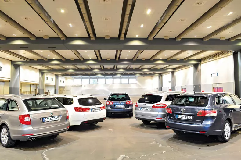 Comparativ break-uri de clasa medie – Cat de superb este Superb?