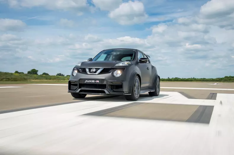 nissan juke-r 2 (18)