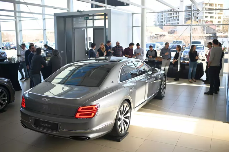 Bentley Flying Spur 3