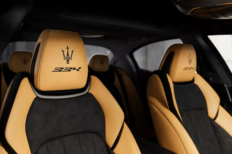 small_03_Maserati Ghibli 334 Ultima