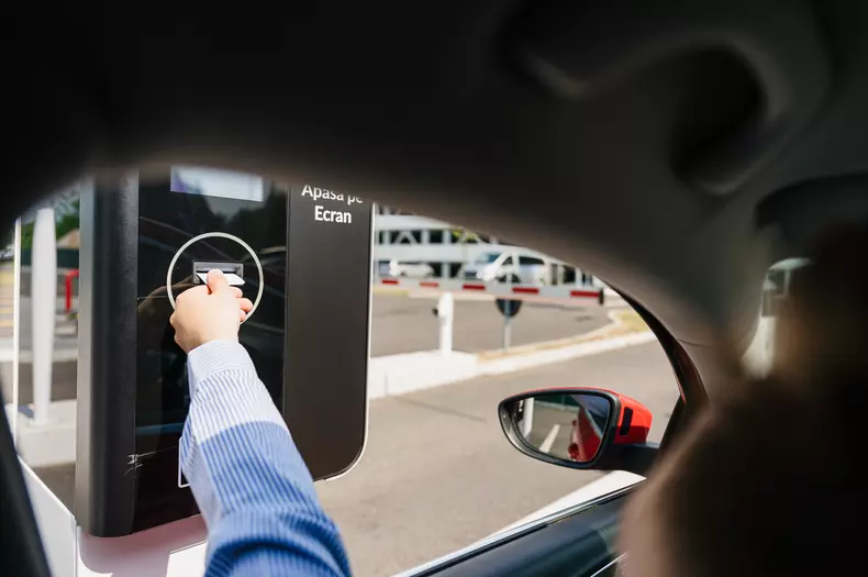 pret parcare Otopeni