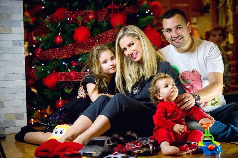 Andreea Banica si familia sa