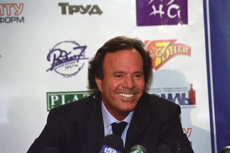 Julio Iglesias