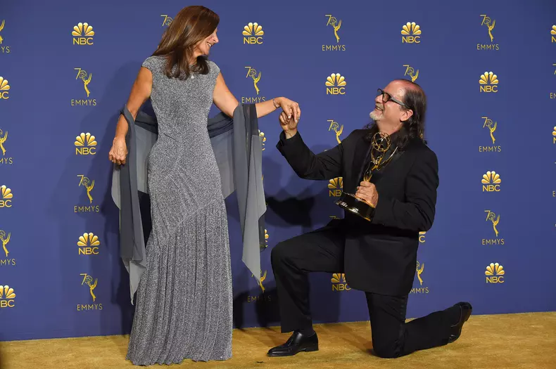 Jan Svendsen si Glenn Weiss la 70th Emmy Awards