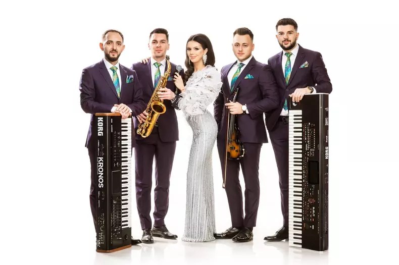 georgiana-lobont-si-formatia-ei