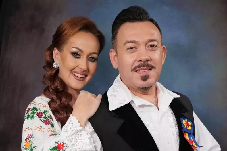 sandel-si-aurora-mihai-e1677861102738