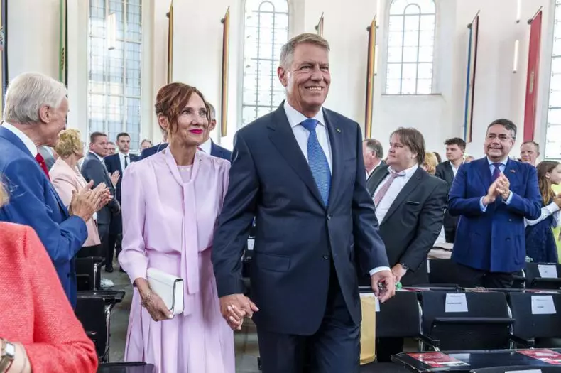 carmen-klaus-iohannis-invoit-scoala-adunarea-onu-18860002