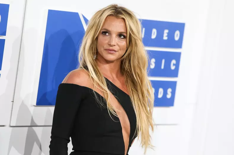 2016 MTV Video Music Awards - Arrivals, New York City, United States - 28 Aug 2016