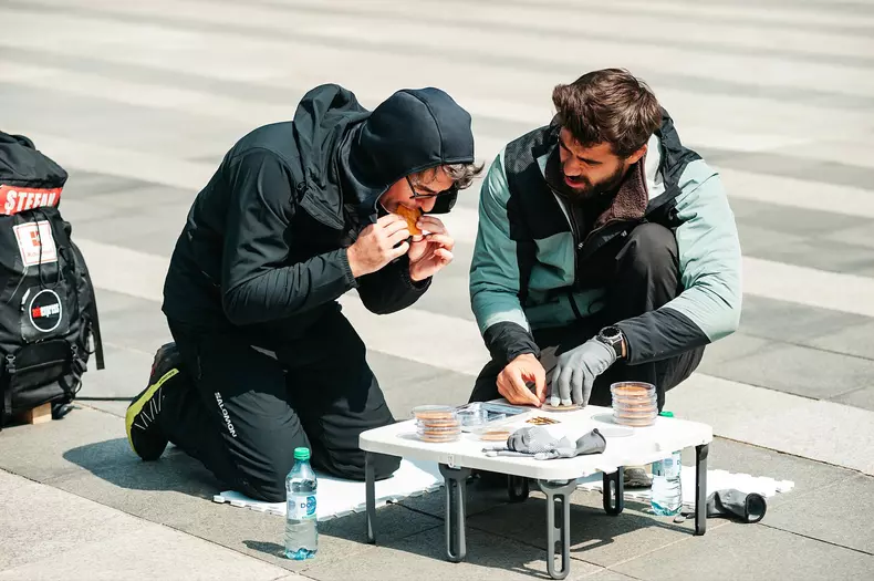 Asia Express 11 noiembrie4