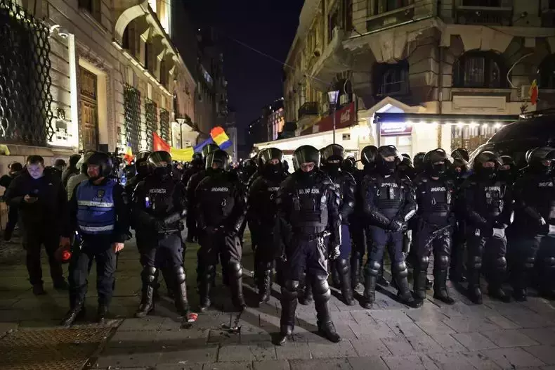 jandarmi-proteste