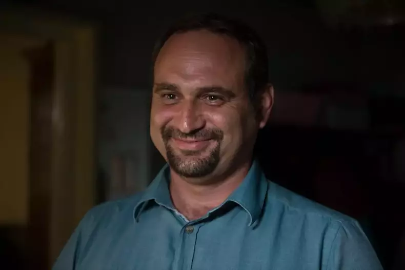 Adrian-Vancica-Celentano-Las-Fierbinti-1