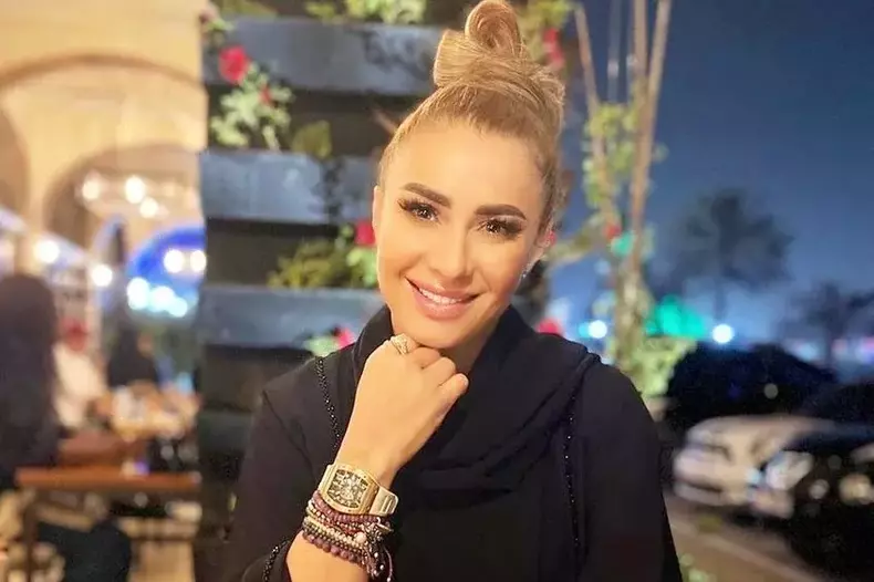 ff9a81fb-38a8-43b2-8f9e-eabc567a3cd7