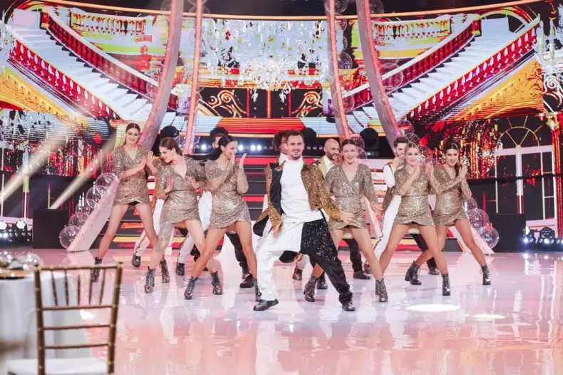 revelionul-cel-nebun-1024x682-1