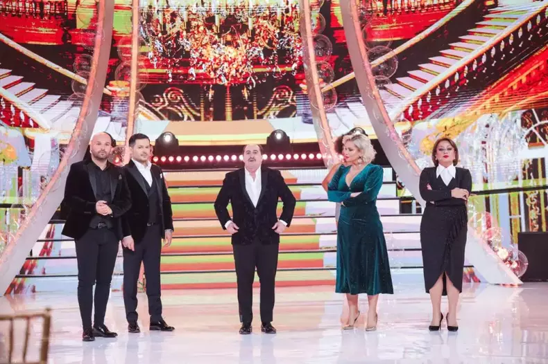 revelionul-cel-nebun3-1024x682-1